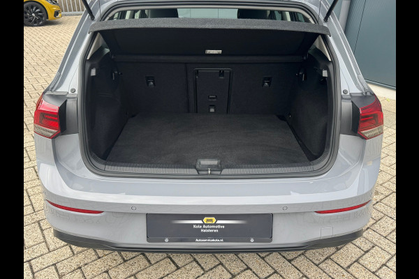Volkswagen Golf 1.0 eTSI Automaat Life * Navigatie * Camera * Virtual Cockpit *