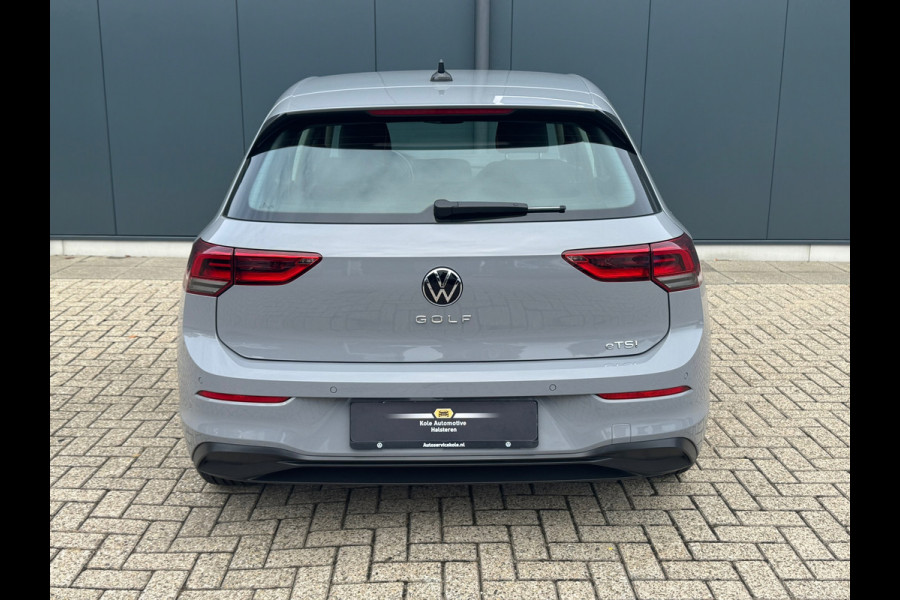 Volkswagen Golf 1.0 eTSI Automaat Life * Navigatie * Camera * Virtual Cockpit *