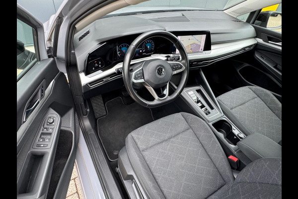 Volkswagen Golf 1.0 eTSI Automaat Life * Navigatie * Camera * Virtual Cockpit *