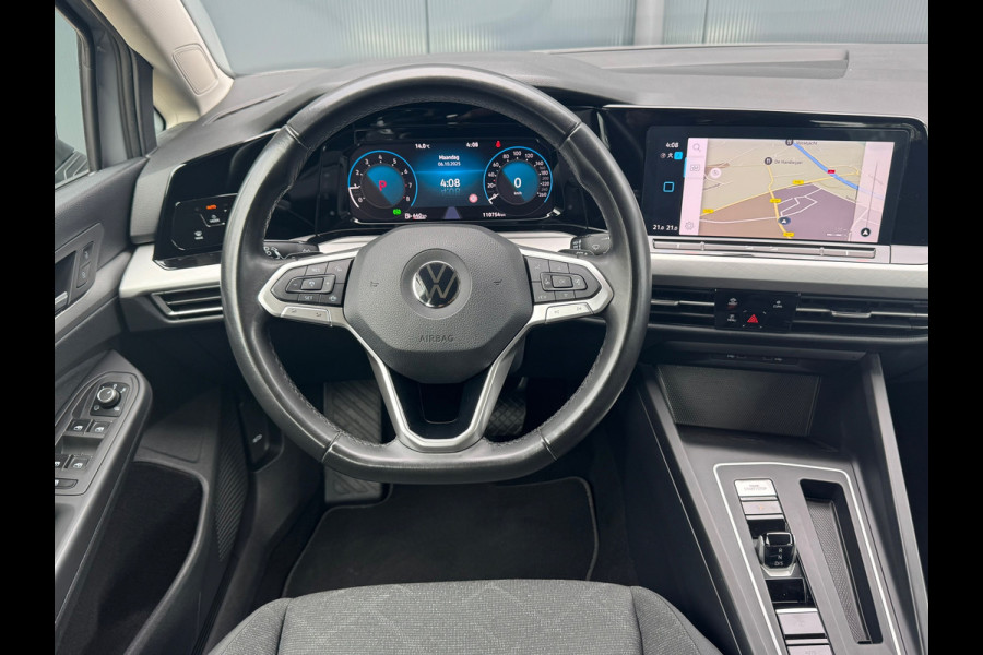 Volkswagen Golf 1.0 eTSI Automaat Life * Navigatie * Camera * Virtual Cockpit *