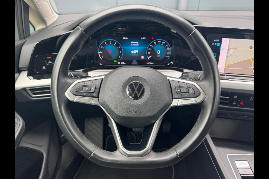 Volkswagen Golf 1.0 eTSI Automaat Life * Navigatie * Camera * Virtual Cockpit *