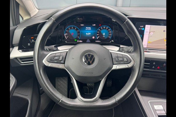 Volkswagen Golf 1.0 eTSI Automaat Life * Navigatie * Camera * Virtual Cockpit *
