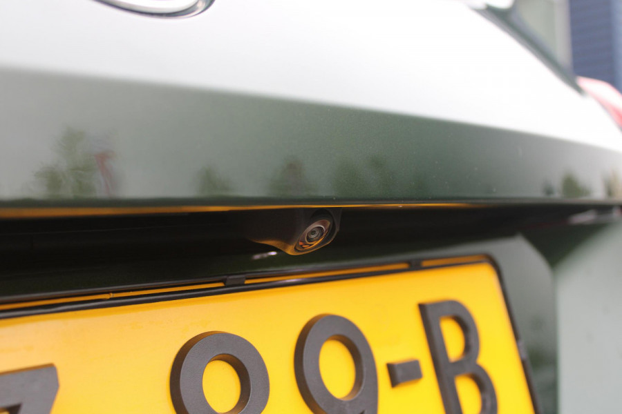 BMW Z4 Roadster sDRIVE 20i HIGH EXECUTIVE M-SPORT AUTOMAAT | M INTERIEURPAKKET  | M EXTERIEURPAKKET | M SPORTSTUUR | 19" VIJFDUBBELSPAAKS M SPORTWIELEN | NAVIGATIE | DRAADLOZE APPLE CARPLAY / ANDROID AUTO |  LEDER VERNASCA COGNAC | STOEL / STUUR VERWARMING | ACHTERUITRIJCAMERA | FULL LED KOPLAMPEN | SAFETY PAKKET | DODEHOEK DETECTIE | HARMAN KARDON |