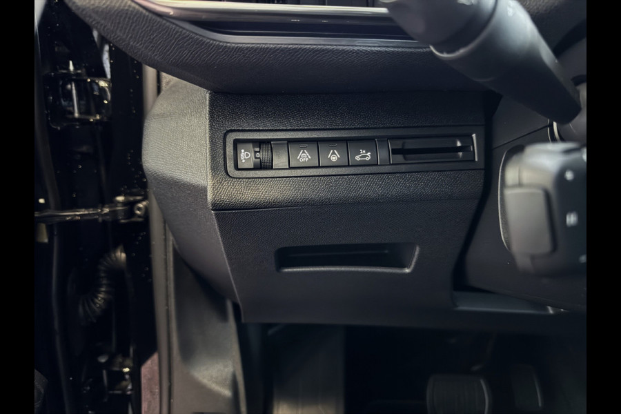 Peugeot 3008 130PK ALLURE LEER I-COCKPIT LED CARPLAY EUROPA.NAVI ELEK.KLEP CAMERA ADAP.CRUISE ZWARTE HEMEL. 2024 ALLURE 2024 Peugeot 3008 130PK ALLURE LEER I-COCKPIT LED CARPLAY EUROPA.NAVI ELEK.KLEP CAMERA ADAP.CRUISE ZWARTE HEMEL. 2024 ALLURE 2024