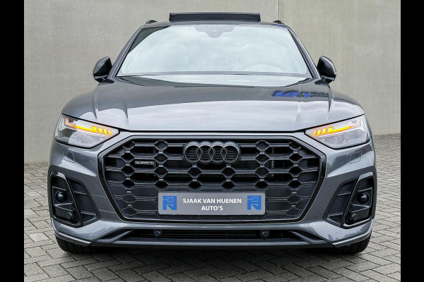Audi Q5 50 TFSI e Quattro Competition S Edition S-Line 299pk Automaat! Panoramadak|Virtual Cockpit|Luchtvering|LED Matrix|Trekhaak Audi Q5 50 TFSI e Quattro Competition S Edition S-Line 299pk Automaat! Panoramadak|Virtual Cockpit|Luchtvering|LED Matrix|Trekhaak