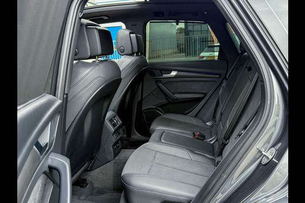 Audi Q5 50 TFSI e Quattro Competition S Edition S-Line 299pk Automaat! Panoramadak|Virtual Cockpit|Luchtvering|LED Matrix|Trekhaak Audi Q5 50 TFSI e Quattro Competition S Edition S-Line 299pk Automaat! Panoramadak|Virtual Cockpit|Luchtvering|LED Matrix|Trekhaak