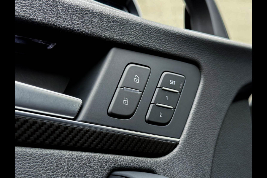 Audi Q5 50 TFSI e Quattro Competition S Edition S-Line 299pk Automaat! Panoramadak|Virtual Cockpit|Luchtvering|LED Matrix|Trekhaak Audi Q5 50 TFSI e Quattro Competition S Edition S-Line 299pk Automaat! Panoramadak|Virtual Cockpit|Luchtvering|LED Matrix|Trekhaak