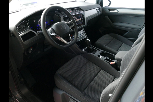Volkswagen Touran 1.5 TSI 150PK 7P CARPLAY NAVI CAMERA LED ELEK.KLEP VIR.COCKPIT DODE.HOEK DET. STOELVERW KEYLESS 7P 7PERS 11/2024 "Volkswagen rijden begint bij Topautos.nl – 75 topmodellen direct op voorraad!" Volkswagen Touran 1.5 TSI 150PK 7P CARPLAY NAVI CAMERA LED ELEK.KLEP VIR.COCKPIT DODE.HOEK DET. STOELVERW KEYLESS 7P 7PERS 11/2024 "Volkswagen rijden begint bij Topautos.nl – 75 topmodellen direct op voorraad!"