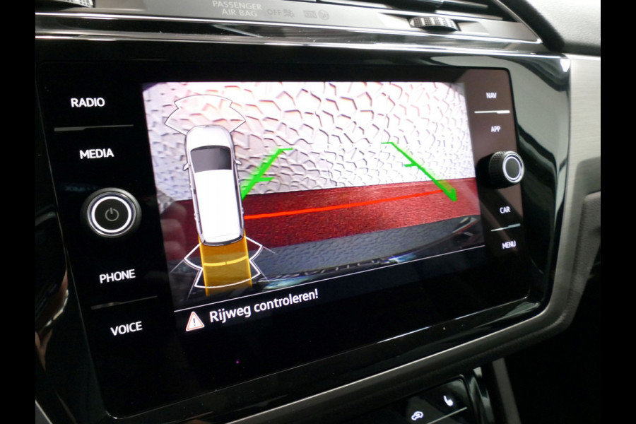 Volkswagen Touran 1.5 TSI 150PK 7P CARPLAY NAVI CAMERA LED ELEK.KLEP VIR.COCKPIT DODE.HOEK DET. STOELVERW KEYLESS 7P 7PERS 11/2024 "Volkswagen rijden begint bij Topautos.nl – 75 topmodellen direct op voorraad!" Volkswagen Touran 1.5 TSI 150PK 7P CARPLAY NAVI CAMERA LED ELEK.KLEP VIR.COCKPIT DODE.HOEK DET. STOELVERW KEYLESS 7P 7PERS 11/2024 "Volkswagen rijden begint bij Topautos.nl – 75 topmodellen direct op voorraad!"