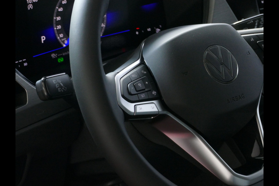 Volkswagen Touran 1.5 TSI 150PK 7P CARPLAY NAVI CAMERA LED ELEK.KLEP VIR.COCKPIT DODE.HOEK DET. STOELVERW KEYLESS 7P 7PERS 11/2024 "Volkswagen rijden begint bij Topautos.nl – 75 topmodellen direct op voorraad!" Volkswagen Touran 1.5 TSI 150PK 7P CARPLAY NAVI CAMERA LED ELEK.KLEP VIR.COCKPIT DODE.HOEK DET. STOELVERW KEYLESS 7P 7PERS 11/2024 "Volkswagen rijden begint bij Topautos.nl – 75 topmodellen direct op voorraad!"