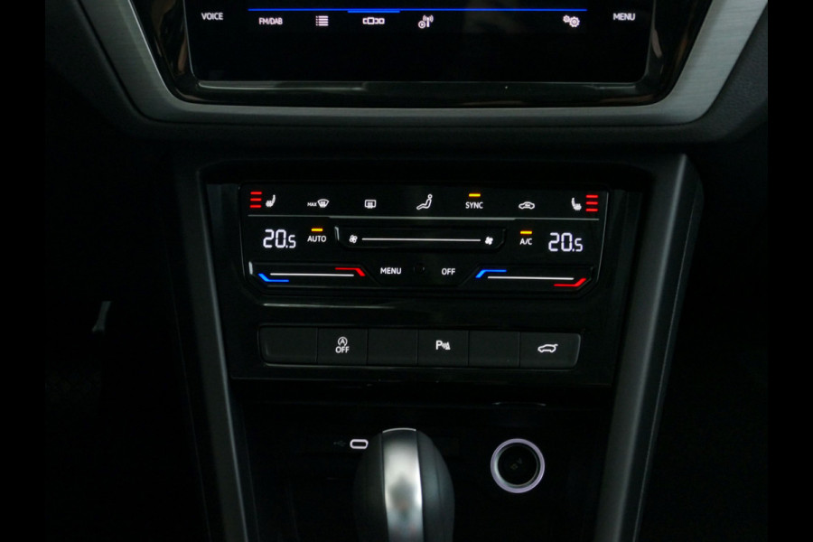 Volkswagen Touran 1.5 TSI 150PK 7P CARPLAY NAVI CAMERA LED ELEK.KLEP VIR.COCKPIT DODE.HOEK DET. STOELVERW KEYLESS 7P 7PERS 11/2024 "Volkswagen rijden begint bij Topautos.nl – 75 topmodellen direct op voorraad!" Volkswagen Touran 1.5 TSI 150PK 7P CARPLAY NAVI CAMERA LED ELEK.KLEP VIR.COCKPIT DODE.HOEK DET. STOELVERW KEYLESS 7P 7PERS 11/2024 "Volkswagen rijden begint bij Topautos.nl – 75 topmodellen direct op voorraad!"