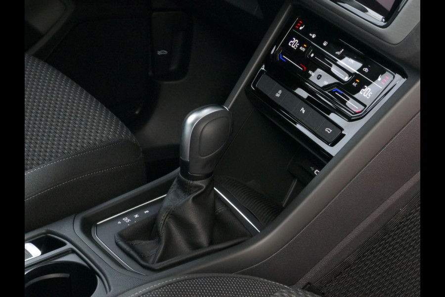 Volkswagen Touran 1.5 TSI 150PK 7P CARPLAY NAVI CAMERA LED ELEK.KLEP VIR.COCKPIT DODE.HOEK DET. STOELVERW KEYLESS 7P 7PERS 11/2024 "Volkswagen rijden begint bij Topautos.nl – 75 topmodellen direct op voorraad!" Volkswagen Touran 1.5 TSI 150PK 7P CARPLAY NAVI CAMERA LED ELEK.KLEP VIR.COCKPIT DODE.HOEK DET. STOELVERW KEYLESS 7P 7PERS 11/2024 "Volkswagen rijden begint bij Topautos.nl – 75 topmodellen direct op voorraad!"