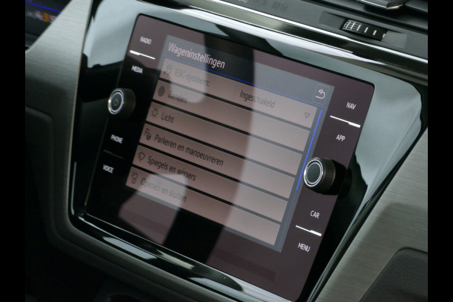 Volkswagen Touran 1.5 TSI 150PK 7P CARPLAY NAVI CAMERA LED ELEK.KLEP VIR.COCKPIT DODE.HOEK DET. STOELVERW KEYLESS 7P 7PERS 11/2024 "Volkswagen rijden begint bij Topautos.nl – 75 topmodellen direct op voorraad!" Volkswagen Touran 1.5 TSI 150PK 7P CARPLAY NAVI CAMERA LED ELEK.KLEP VIR.COCKPIT DODE.HOEK DET. STOELVERW KEYLESS 7P 7PERS 11/2024 "Volkswagen rijden begint bij Topautos.nl – 75 topmodellen direct op voorraad!"