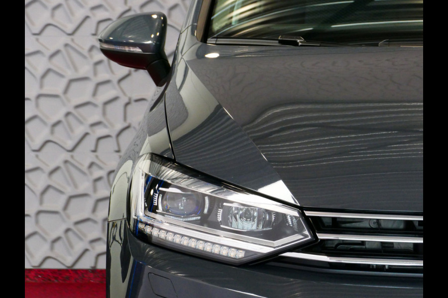 Volkswagen Touran 1.5 TSI 150PK 7P CARPLAY NAVI CAMERA LED ELEK.KLEP VIR.COCKPIT DODE.HOEK DET. STOELVERW KEYLESS 7P 7PERS 11/2024 "Volkswagen rijden begint bij Topautos.nl – 75 topmodellen direct op voorraad!" Volkswagen Touran 1.5 TSI 150PK 7P CARPLAY NAVI CAMERA LED ELEK.KLEP VIR.COCKPIT DODE.HOEK DET. STOELVERW KEYLESS 7P 7PERS 11/2024 "Volkswagen rijden begint bij Topautos.nl – 75 topmodellen direct op voorraad!"