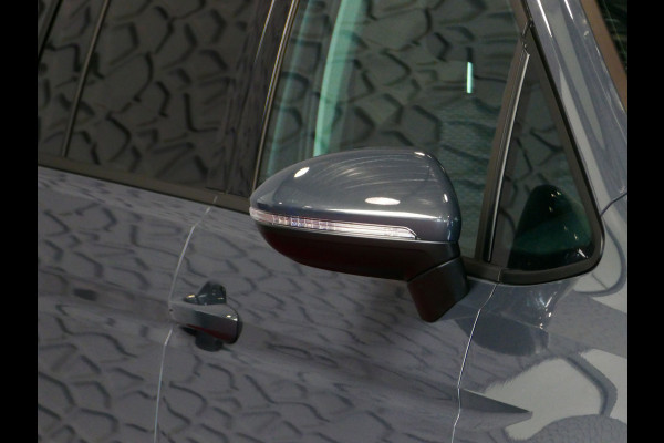 Volkswagen Touran 1.5 TSI 150PK 7P CARPLAY NAVI CAMERA LED ELEK.KLEP VIR.COCKPIT DODE.HOEK DET. STOELVERW KEYLESS 7P 7PERS 11/2024 "Volkswagen rijden begint bij Topautos.nl – 75 topmodellen direct op voorraad!" Volkswagen Touran 1.5 TSI 150PK 7P CARPLAY NAVI CAMERA LED ELEK.KLEP VIR.COCKPIT DODE.HOEK DET. STOELVERW KEYLESS 7P 7PERS 11/2024 "Volkswagen rijden begint bij Topautos.nl – 75 topmodellen direct op voorraad!"