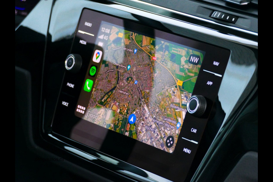 Volkswagen Touran 1.5 TSI 150PK 7P CARPLAY NAVI CAMERA LED ELEK.KLEP VIR.COCKPIT DODE.HOEK DET. STOELVERW KEYLESS 7P 7PERS 11/2024 "Volkswagen rijden begint bij Topautos.nl – 75 topmodellen direct op voorraad!" Volkswagen Touran 1.5 TSI 150PK 7P CARPLAY NAVI CAMERA LED ELEK.KLEP VIR.COCKPIT DODE.HOEK DET. STOELVERW KEYLESS 7P 7PERS 11/2024 "Volkswagen rijden begint bij Topautos.nl – 75 topmodellen direct op voorraad!"