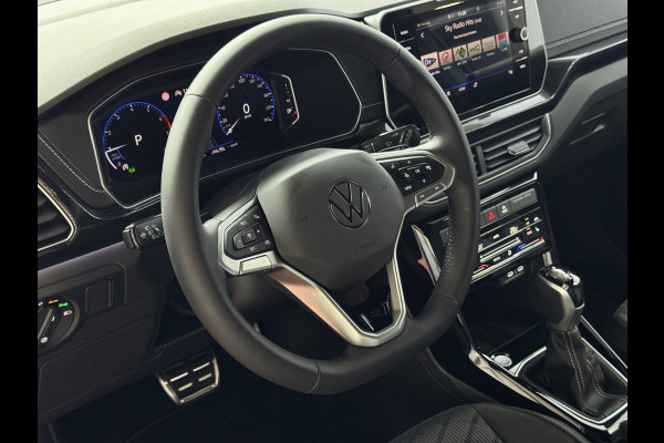 Volkswagen T-Cross ✅NIEUWE AUTO✅ TSI 115PK R-LINE EDITION TREKHAAK LED LMV IQ CAMERA STOELVERW ✅2025✅ "Volkswagen rijden begint bij Topautos.nl – 75 topmodellen direct op voorraad!"