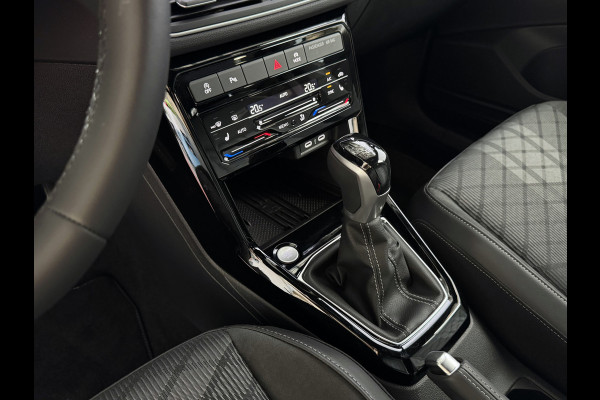 Volkswagen T-Cross ✅NIEUWE AUTO✅ TSI 115PK R-LINE EDITION TREKHAAK LED LMV IQ CAMERA STOELVERW ✅2025✅ "Volkswagen rijden begint bij Topautos.nl – 75 topmodellen direct op voorraad!"