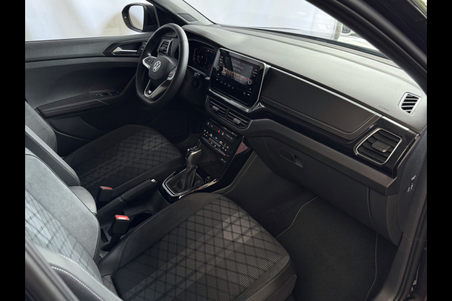 Volkswagen T-Cross ✅NIEUWE AUTO✅ TSI 115PK R-LINE EDITION TREKHAAK LED LMV IQ CAMERA STOELVERW ✅2025✅ "Volkswagen rijden begint bij Topautos.nl – 75 topmodellen direct op voorraad!"