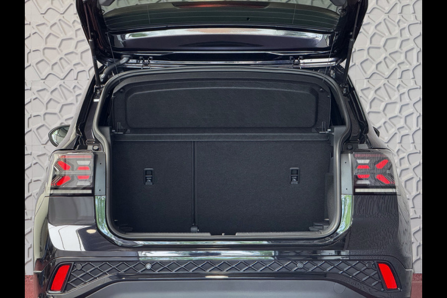Volkswagen T-Cross ✅NIEUWE AUTO✅ TSI 115PK R-LINE EDITION TREKHAAK LED LMV IQ CAMERA STOELVERW ✅2025✅ "Volkswagen rijden begint bij Topautos.nl – 75 topmodellen direct op voorraad!"