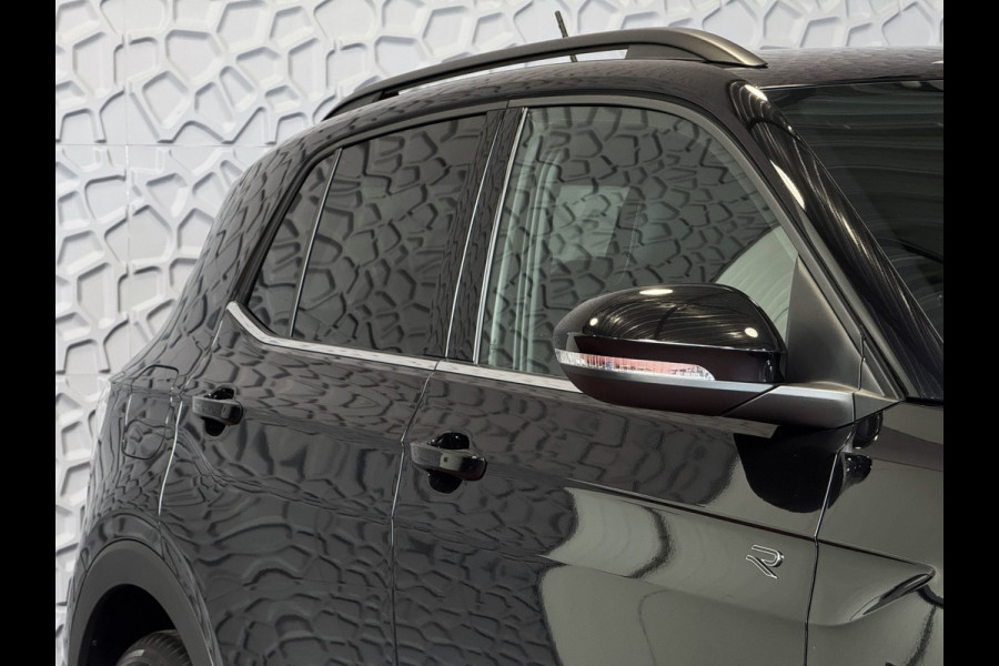 Volkswagen T-Cross ✅NIEUWE AUTO✅ TSI 115PK R-LINE EDITION TREKHAAK LED LMV IQ CAMERA STOELVERW ✅2025✅ "Volkswagen rijden begint bij Topautos.nl – 75 topmodellen direct op voorraad!"