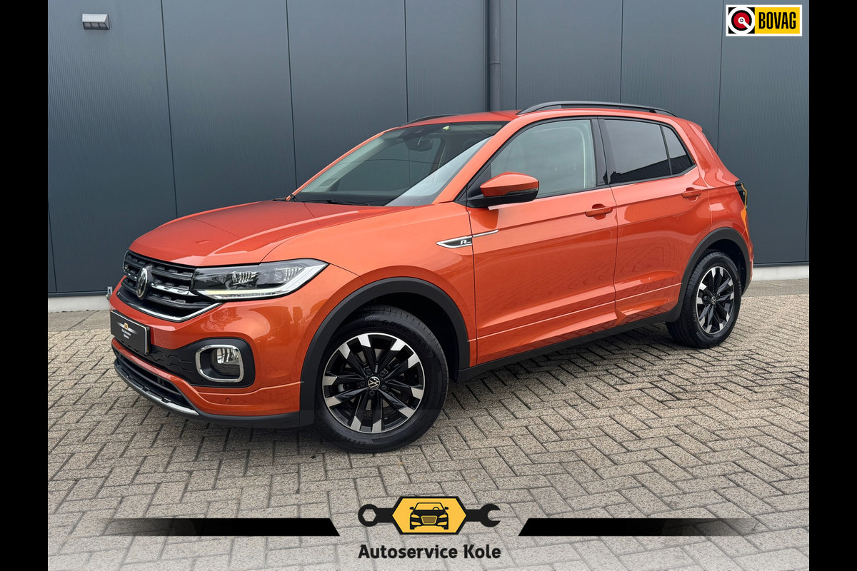 Volkswagen T-Cross 1.0 TSI Automaat R-Line * Camera * Led * CarPlay Volkswagen T-Cross 1.0 TSI Automaat R-Line * Camera * Led * CarPlay