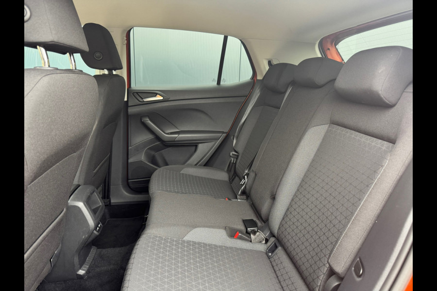 Volkswagen T-Cross 1.0 TSI Automaat R-Line * Camera * Led * CarPlay