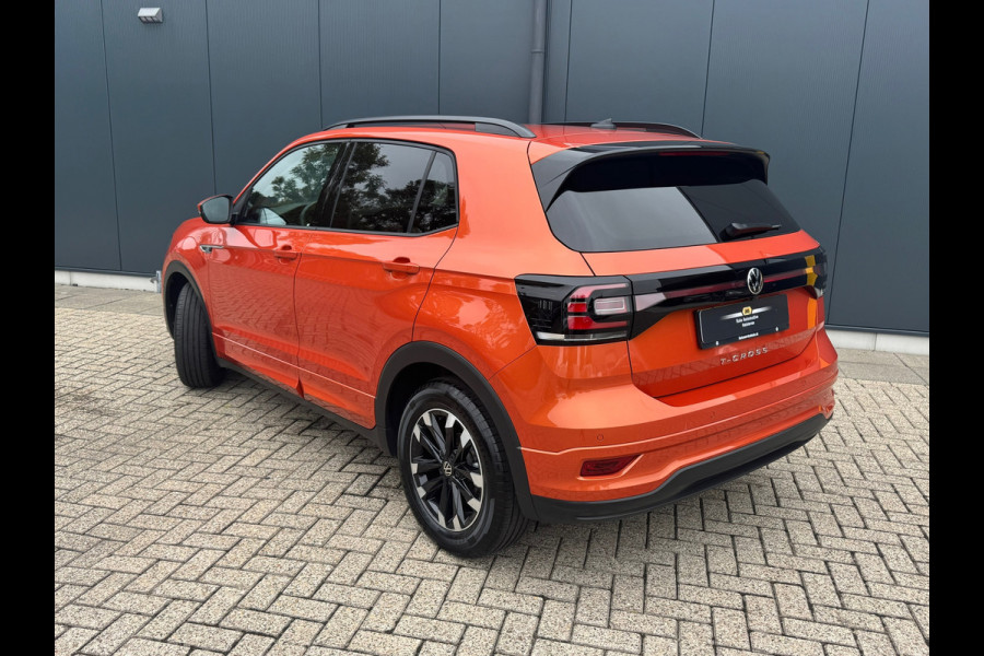 Volkswagen T-Cross 1.0 TSI Automaat R-Line * Camera * Led * CarPlay