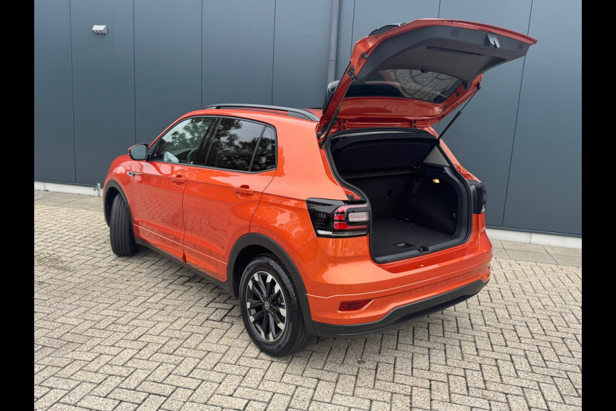 Volkswagen T-Cross 1.0 TSI Automaat R-Line * Camera * Led * CarPlay