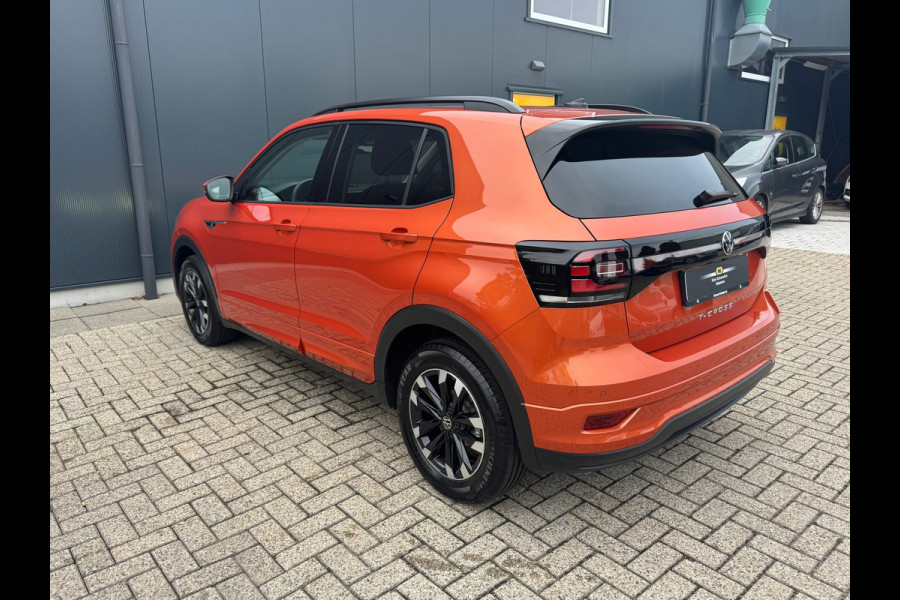 Volkswagen T-Cross 1.0 TSI Automaat R-Line * Camera * Led * CarPlay