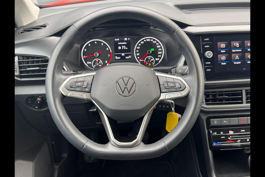 Volkswagen T-Cross 1.0 TSI Automaat R-Line * Camera * Led * CarPlay