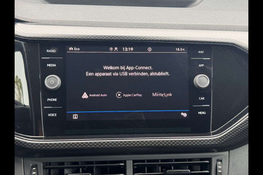 Volkswagen T-Cross 1.0 TSI Automaat R-Line * Camera * Led * CarPlay