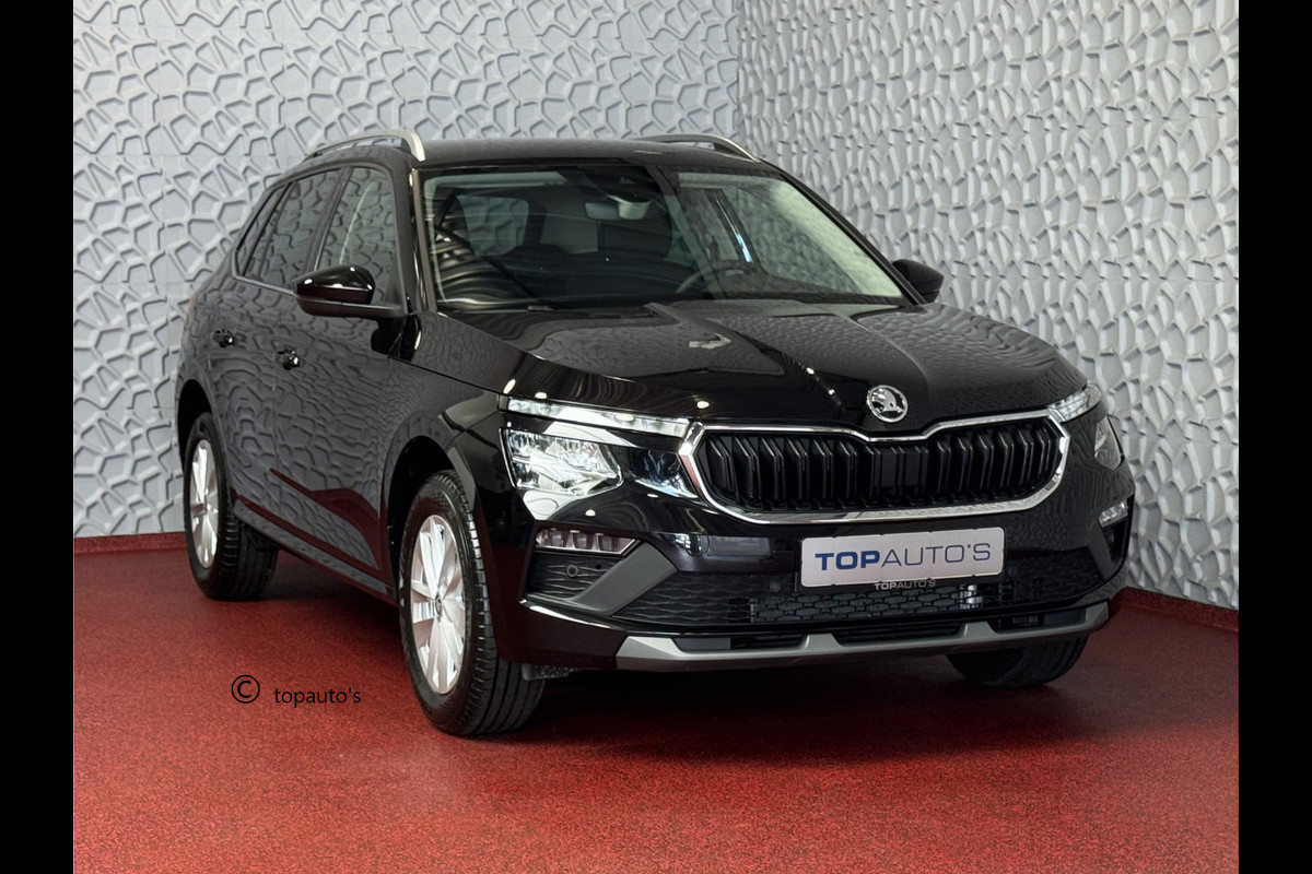 Škoda Kamiq TSI SELECTION 2025 CAMERA STOEL/STUUR ADAP.CRUISE VERW. CARPLAY NAVI VIR.COCKPIT LMV LED Škoda Kamiq TSI SELECTION 2025 CAMERA STOEL/STUUR ADAP.CRUISE VERW. CARPLAY NAVI VIR.COCKPIT LMV LED
