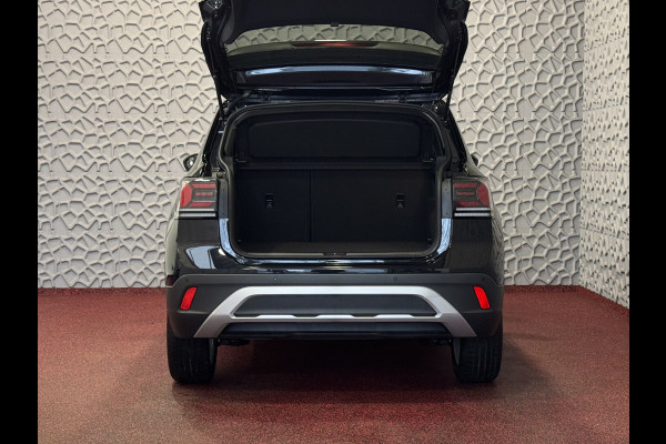 Volkswagen T-Cross ✅STYLE MODEL 2025 ✅ 1.5 150PK LED V+A CAMERA DIG.COCKPIT PRO STOEVERW KEYLESS P-ASSIST "Volkswagen rijden begint bij Topautos.nl – 75 topmodellen direct op voorraad!"