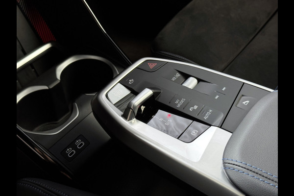 BMW X1 XDRIVE 25E M-SPORT LED ELEK.KLEP NAVI STOELVERW M-SHADOW LINE CARPLAY/ANDROID ZWARTE.HEMEL PHEV PLUG IN HYBRID AWD 4X4 4WD BMW X1 XDRIVE 25E M-SPORT LED ELEK.KLEP NAVI STOELVERW M-SHADOW LINE CARPLAY/ANDROID ZWARTE.HEMEL PHEV PLUG IN HYBRID AWD 4X4 4WD