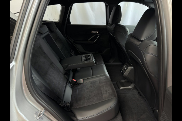 BMW X1 XDRIVE 25E M-SPORT LED ELEK.KLEP NAVI STOELVERW M-SHADOW LINE CARPLAY/ANDROID ZWARTE.HEMEL PHEV PLUG IN HYBRID AWD 4X4 4WD BMW X1 XDRIVE 25E M-SPORT LED ELEK.KLEP NAVI STOELVERW M-SHADOW LINE CARPLAY/ANDROID ZWARTE.HEMEL PHEV PLUG IN HYBRID AWD 4X4 4WD
