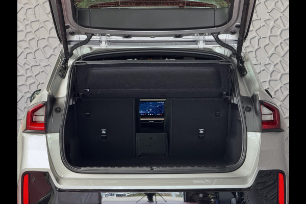 BMW X1 XDRIVE 25E M-SPORT LED ELEK.KLEP NAVI STOELVERW M-SHADOW LINE CARPLAY/ANDROID ZWARTE.HEMEL PHEV PLUG IN HYBRID AWD 4X4 4WD BMW X1 XDRIVE 25E M-SPORT LED ELEK.KLEP NAVI STOELVERW M-SHADOW LINE CARPLAY/ANDROID ZWARTE.HEMEL PHEV PLUG IN HYBRID AWD 4X4 4WD