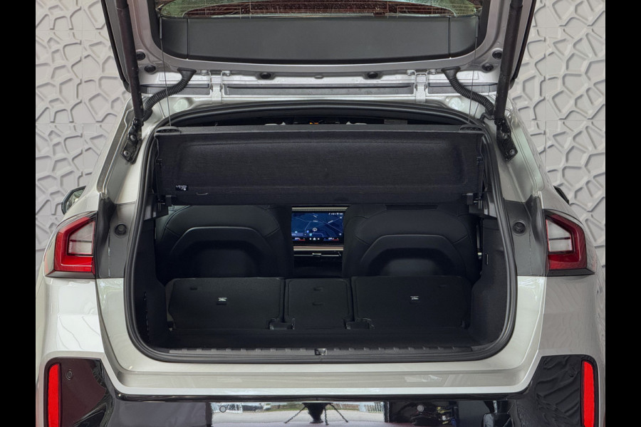 BMW X1 XDRIVE 25E M-SPORT LED ELEK.KLEP NAVI STOELVERW M-SHADOW LINE CARPLAY/ANDROID ZWARTE.HEMEL PHEV PLUG IN HYBRID AWD 4X4 4WD BMW X1 XDRIVE 25E M-SPORT LED ELEK.KLEP NAVI STOELVERW M-SHADOW LINE CARPLAY/ANDROID ZWARTE.HEMEL PHEV PLUG IN HYBRID AWD 4X4 4WD