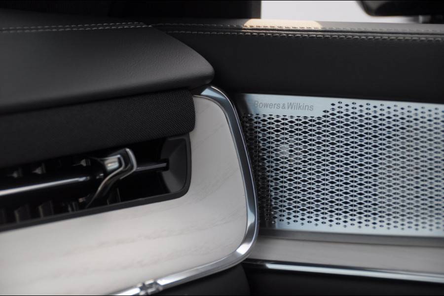 Volvo EX90 517PK Automaat Twin Performance Ultra / Luchtvering / Bowers & Wilkins audio / Elektrich bedienbare voorstoelen / Massage / Memory seats / Head-up display / Panoramadak / BLIS / 360 Camera / Volvo EX90 517PK Automaat Twin Performance Ultra / Luchtvering / Bowers & Wilkins audio / Elektrich bedienbare voorstoelen / Massage / Memory seats / Head-up display / Panoramadak / BLIS / 360 Camera /