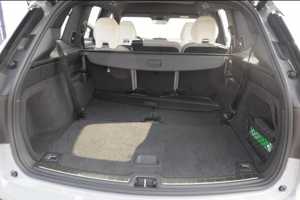 Volvo EX90 517PK Automaat Twin Performance Ultra / Luchtvering / Bowers & Wilkins audio / Elektrich bedienbare voorstoelen / Massage / Memory seats / Head-up display / Panoramadak / BLIS / 360 Camera / Volvo EX90 517PK Automaat Twin Performance Ultra / Luchtvering / Bowers & Wilkins audio / Elektrich bedienbare voorstoelen / Massage / Memory seats / Head-up display / Panoramadak / BLIS / 360 Camera /