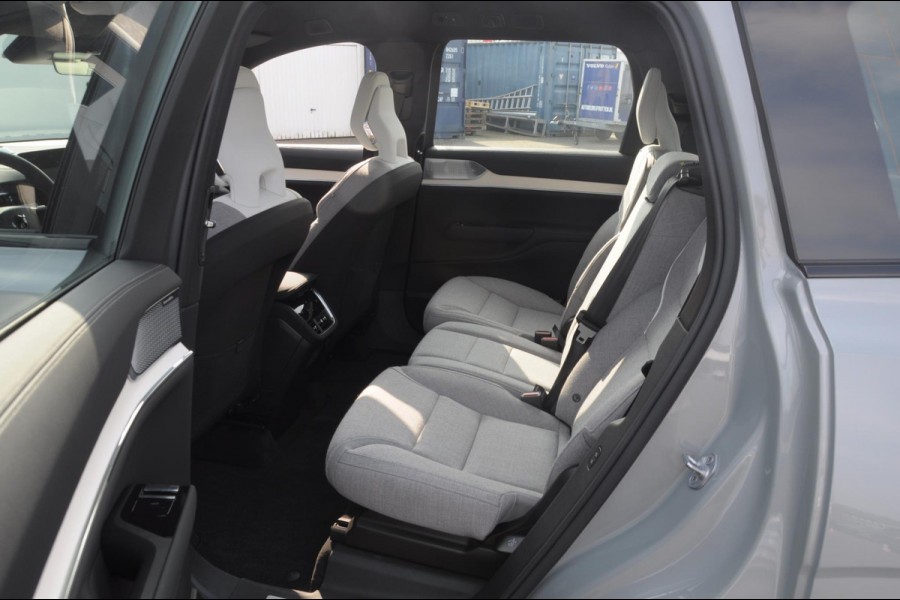 Volvo EX90 517PK Automaat Twin Performance Ultra / Luchtvering / Bowers & Wilkins audio / Elektrich bedienbare voorstoelen / Massage / Memory seats / Head-up display / Panoramadak / BLIS / 360 Camera / Volvo EX90 517PK Automaat Twin Performance Ultra / Luchtvering / Bowers & Wilkins audio / Elektrich bedienbare voorstoelen / Massage / Memory seats / Head-up display / Panoramadak / BLIS / 360 Camera /