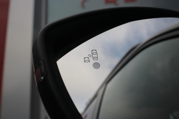 Peugeot 2008 1.2 130PK AUTOMAAT GT PACK | TREKHAAK | NAVIGATIE | ELEKTRISCHE STOELVERSTELLING | MASSAGE STOEL | STOEL VERWARMING | CAMERA VOOR / ACHTER | DRAADLOOS APPLE-CARPLAY / ANDROID-AUTO | DRAADLOOS LADEN | KEYLESS ENTRY / START | DODEHOEK DETECTIE | ADAPTIVE CRUISE CONTROL | ALCANTARA BEKLEDING | PARKEERSENSOREN VOOR EN ACHTER | Peugeot 2008 1.2 130PK AUTOMAAT GT PACK | TREKHAAK | NAVIGATIE | ELEKTRISCHE STOELVERSTELLING | MASSAGE STOEL | STOEL VERWARMING | CAMERA VOOR / ACHTER | DRAADLOOS APPLE-CARPLAY / ANDROID-AUTO | DRAADLOOS LADEN | KEYLESS ENTRY / START | DODEHOEK DETECTIE | ADAPTIVE CRUISE CONTROL | ALCANTARA BEKLEDING | PARKEERSENSOREN VOOR EN ACHTER |