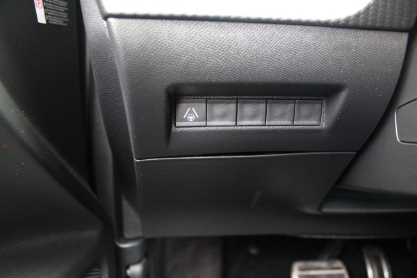 Peugeot 2008 1.2 130PK AUTOMAAT GT PACK | TREKHAAK | NAVIGATIE | ELEKTRISCHE STOELVERSTELLING | MASSAGE STOEL | STOEL VERWARMING | CAMERA VOOR / ACHTER | DRAADLOOS APPLE-CARPLAY / ANDROID-AUTO | DRAADLOOS LADEN | KEYLESS ENTRY / START | DODEHOEK DETECTIE | ADAPTIVE CRUISE CONTROL | ALCANTARA BEKLEDING | PARKEERSENSOREN VOOR EN ACHTER | Peugeot 2008 1.2 130PK AUTOMAAT GT PACK | TREKHAAK | NAVIGATIE | ELEKTRISCHE STOELVERSTELLING | MASSAGE STOEL | STOEL VERWARMING | CAMERA VOOR / ACHTER | DRAADLOOS APPLE-CARPLAY / ANDROID-AUTO | DRAADLOOS LADEN | KEYLESS ENTRY / START | DODEHOEK DETECTIE | ADAPTIVE CRUISE CONTROL | ALCANTARA BEKLEDING | PARKEERSENSOREN VOOR EN ACHTER |