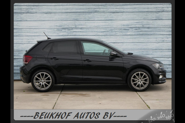 Volkswagen Polo 1.0 TSI Business Automaat Park Sensor Navi Volkswagen Polo 1.0 TSI Business Automaat Park Sensor Navi