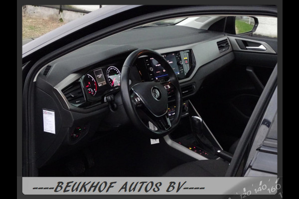 Volkswagen Polo 1.0 TSI Business Automaat Park Sensor Navi Volkswagen Polo 1.0 TSI Business Automaat Park Sensor Navi