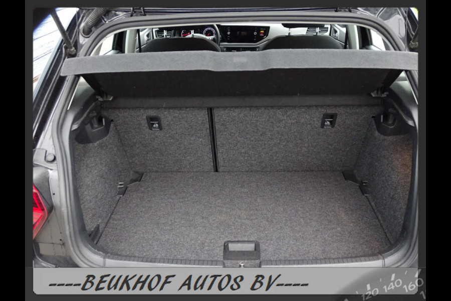 Volkswagen Polo 1.0 TSI Business Automaat Park Sensor Navi Volkswagen Polo 1.0 TSI Business Automaat Park Sensor Navi