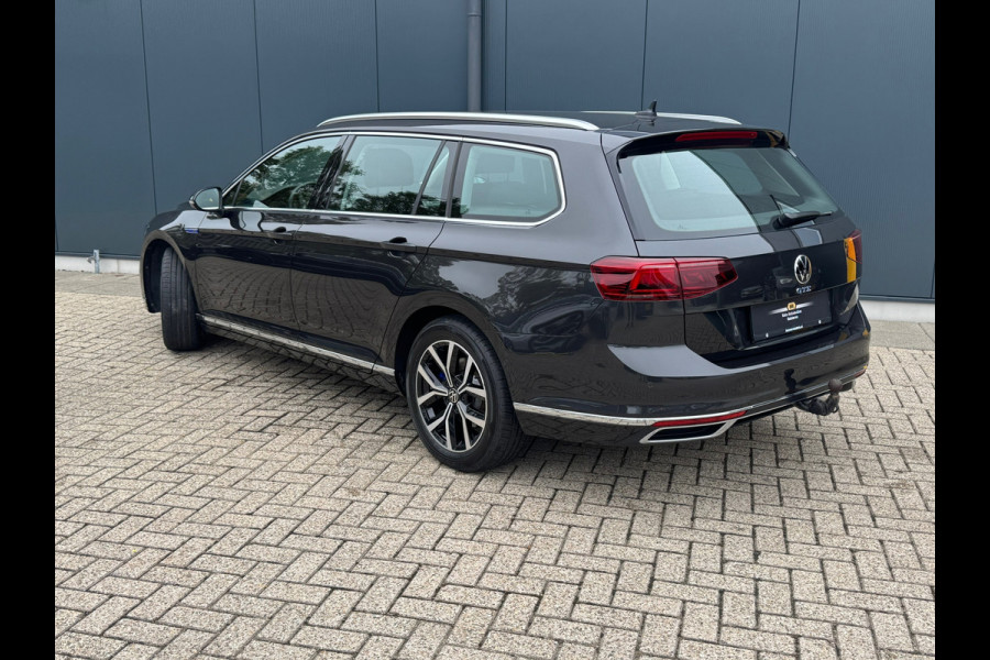 Volkswagen Passat Variant 1.4 TSI PHEV GTE * Trekhaak * Head-up Display * Matrix Led * Side Assist *