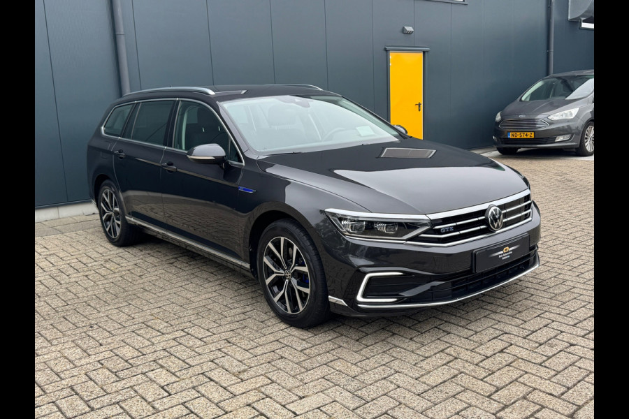 Volkswagen Passat Variant 1.4 TSI PHEV GTE * Trekhaak * Head-up Display * Matrix Led * Side Assist *