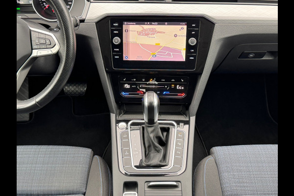 Volkswagen Passat Variant 1.4 TSI PHEV GTE * Trekhaak * Head-up Display * Matrix Led * Side Assist *