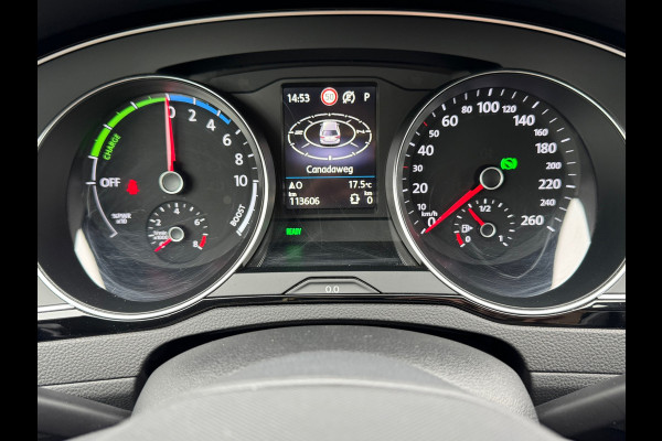 Volkswagen Passat Variant 1.4 TSI PHEV GTE * Trekhaak * Head-up Display * Matrix Led * Side Assist *